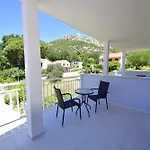 Balota Casa de hóspedes Kuciste