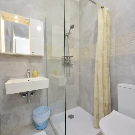 Balota Πανσιόν