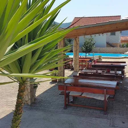 Balota Πανσιόν