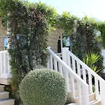 Balota Guest house 3*